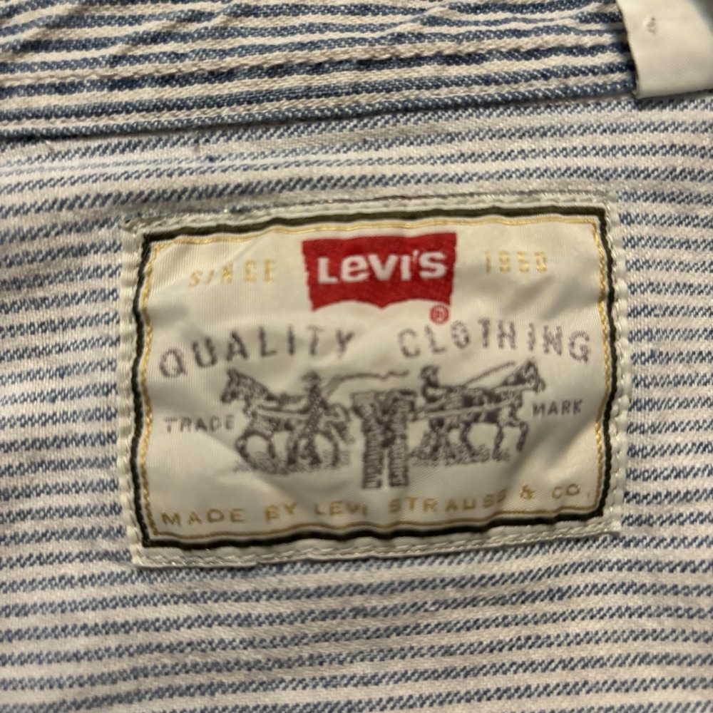 1996 Levi's Men's XL Blue Denim Stripe Long Sleeve Button Up, Shirt, 100% Cotton - Picture 7 of 7